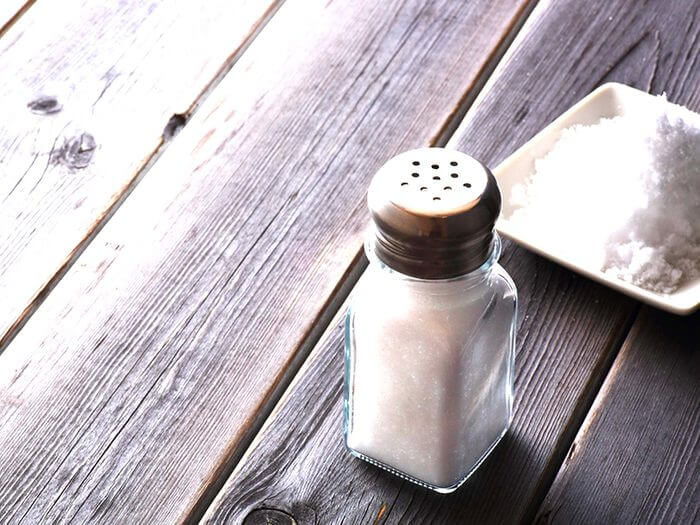 difference between sea salt and table salt